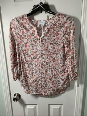 Liz Claiborne Floral Split-Neck Blouse in Ivory and Coral